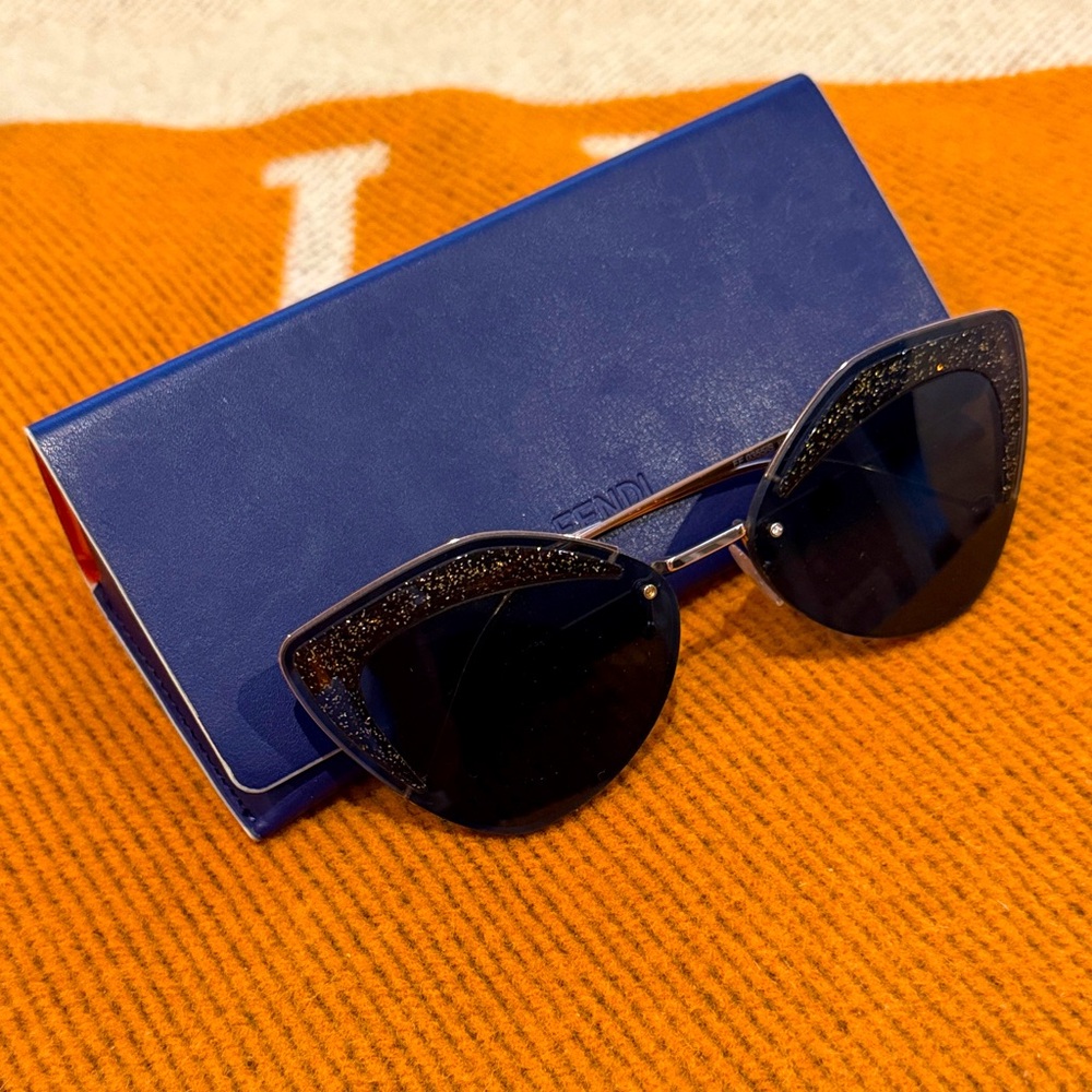 Fendi Cat-Eye Sunglasses with Dark Gold Lens Glitter